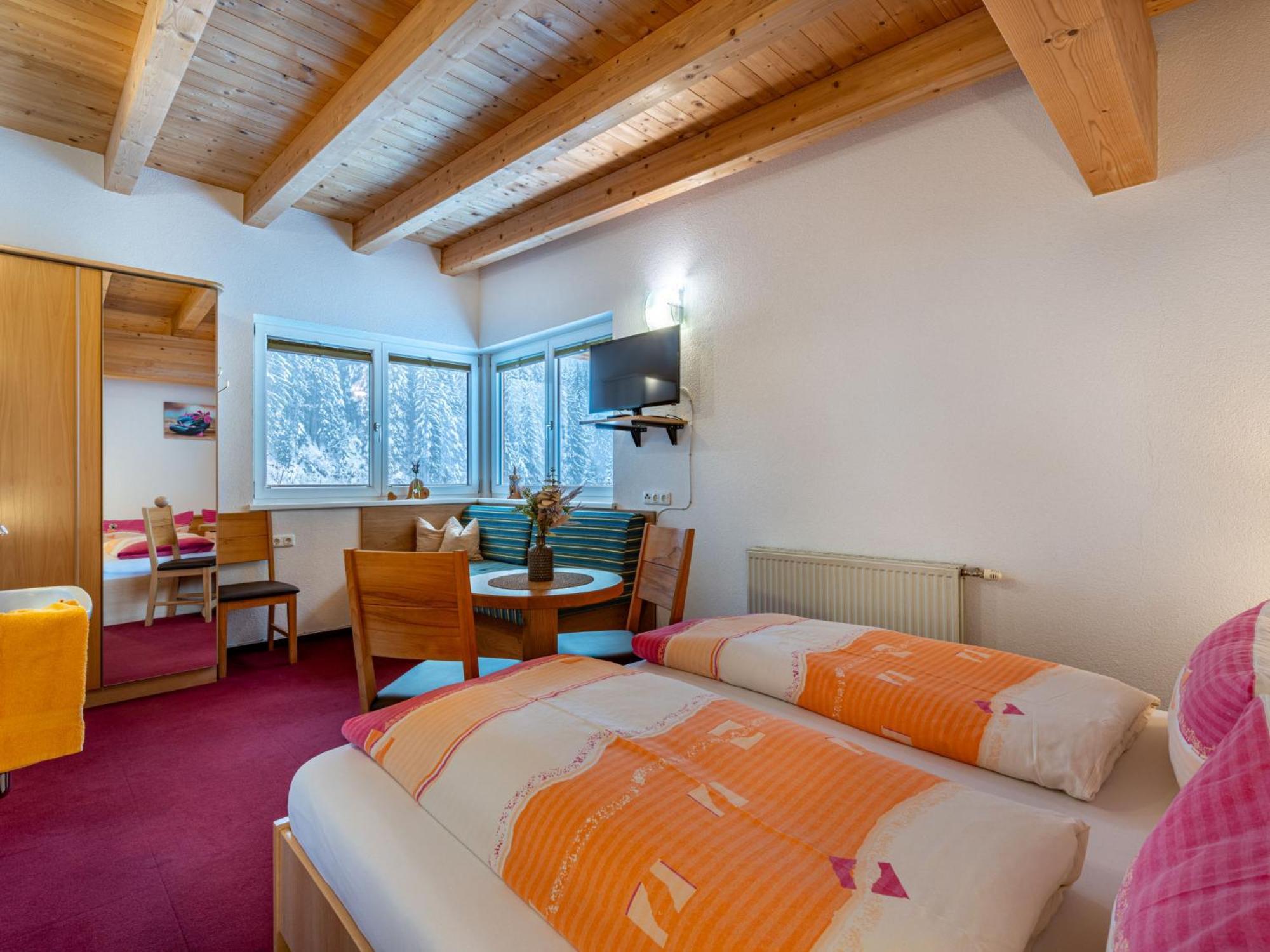 Grissemann - Kpl385 By Interhome *