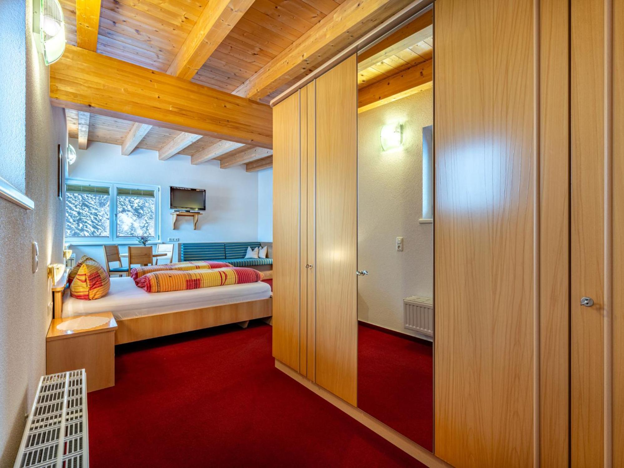 Grissemann - Kpl385 By Interhome